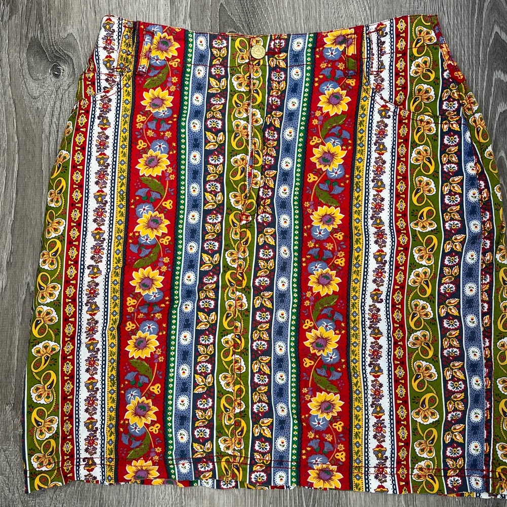 Liz Wear Red and Yellow Knee-Length A-Line Skirt